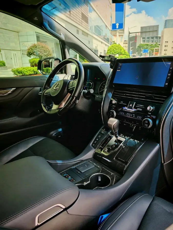 2020 Lexus LM 2.5L 117HP L4 E-CVT Hybrid,autocango,china used car exporter,china ev exporter,chinese used car exporter,chinese used ev exporter