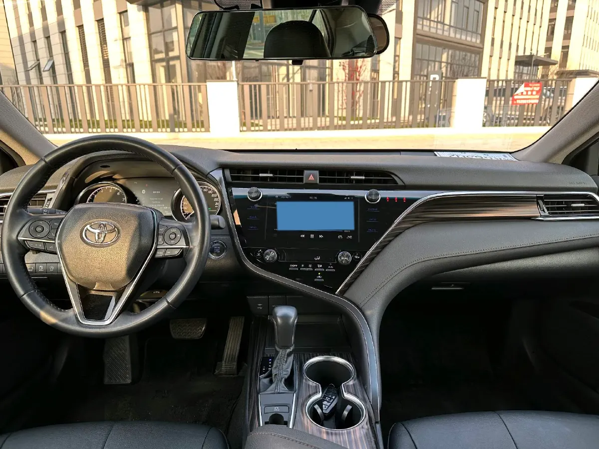 2019 Toyota Camry 2.0L 178HP L4 CVT,autocango,china used car exporter,china ev exporter,chinese used car exporter,chinese used ev exporter