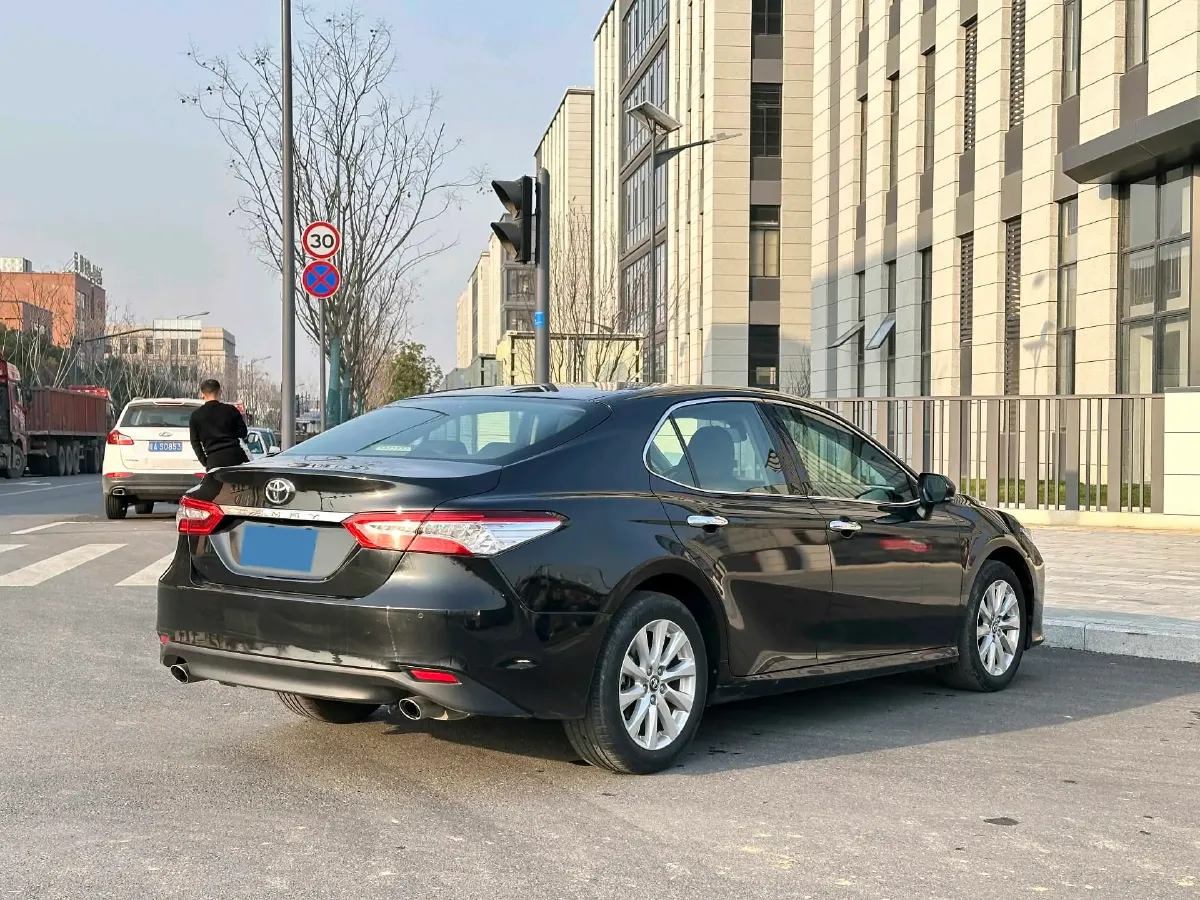 2019 Toyota Camry 2.0L 178HP L4 CVT,autocango,china used car exporter,china ev exporter,chinese used car exporter,chinese used ev exporter