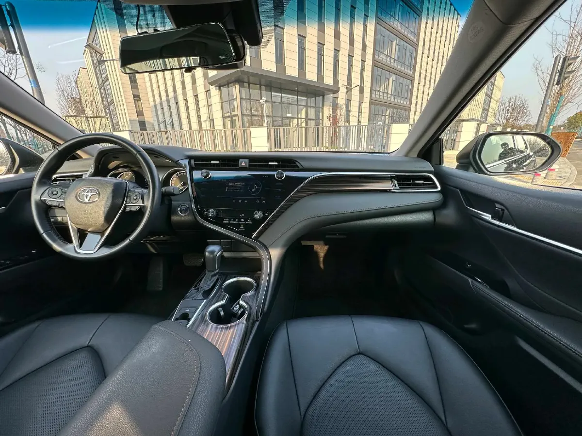 2019 Toyota Camry 2.0L 178HP L4 CVT,autocango,china used car exporter,china ev exporter,chinese used car exporter,chinese used ev exporter