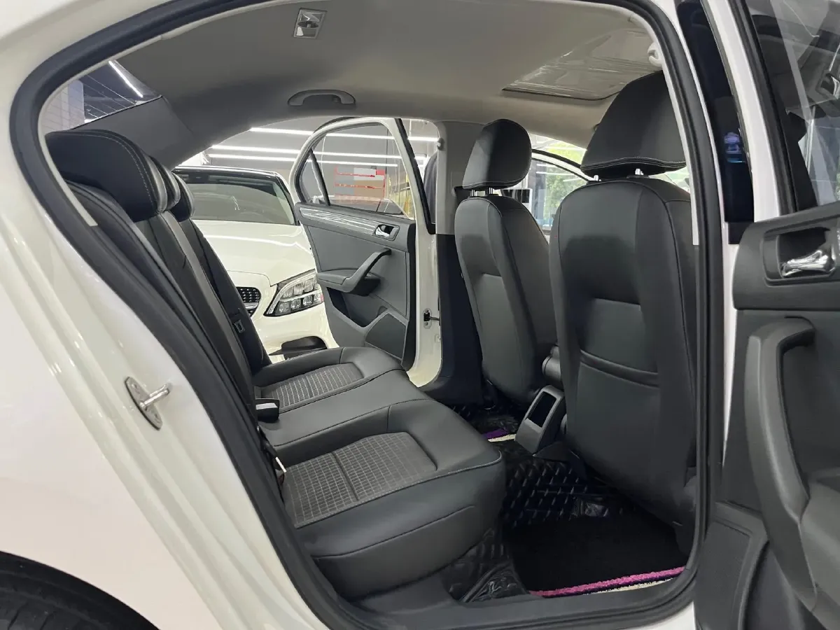 2019 Volkswagen Santana 1.5L 112HP L4 6AT,autocango,china used car exporter,china ev exporter,chinese used car exporter,chinese used ev exporter