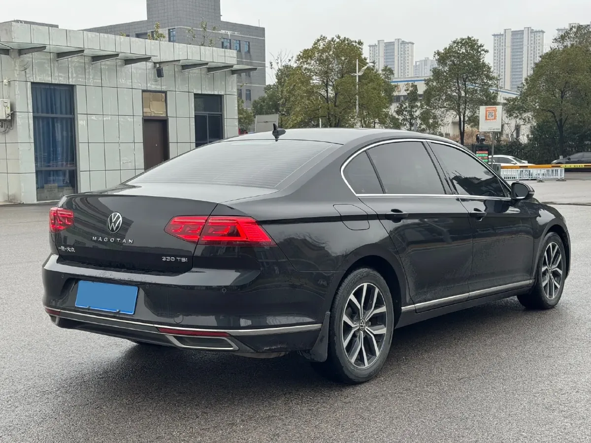 2020 Volkswagen Magotan 2.0T 186HP L4 7DCT,autocango,china used car exporter,china ev exporter,chinese used car exporter,chinese used ev exporter