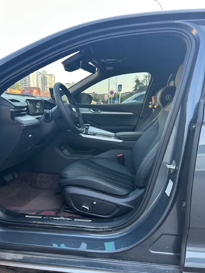 2025 Geely Preface 1.5T 181HP L4 7DCT,autocango,china used car exporter,china ev exporter,chinese used car exporter,chinese used ev exporter