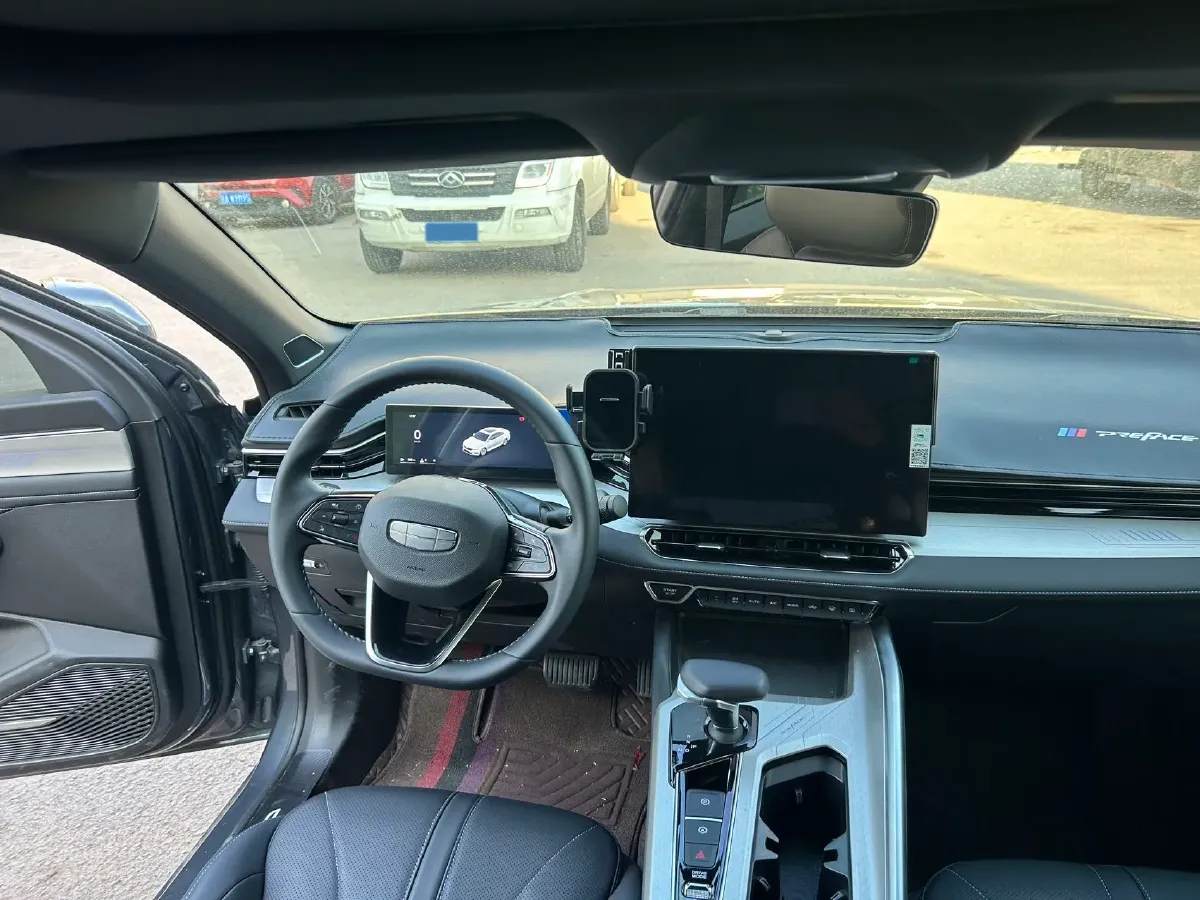 2025 Geely Preface 1.5T 181HP L4 7DCT,autocango,china used car exporter,china ev exporter,chinese used car exporter,chinese used ev exporter