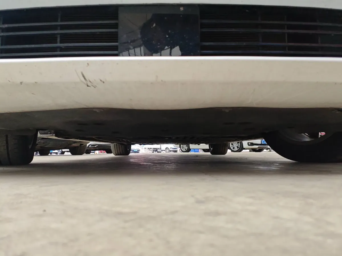 2022 Voyah Dream 1.5T 136HP L4 PHEV 25.57KWH,autocango,china used car exporter,china ev exporter,chinese used car exporter,chinese used ev exporter