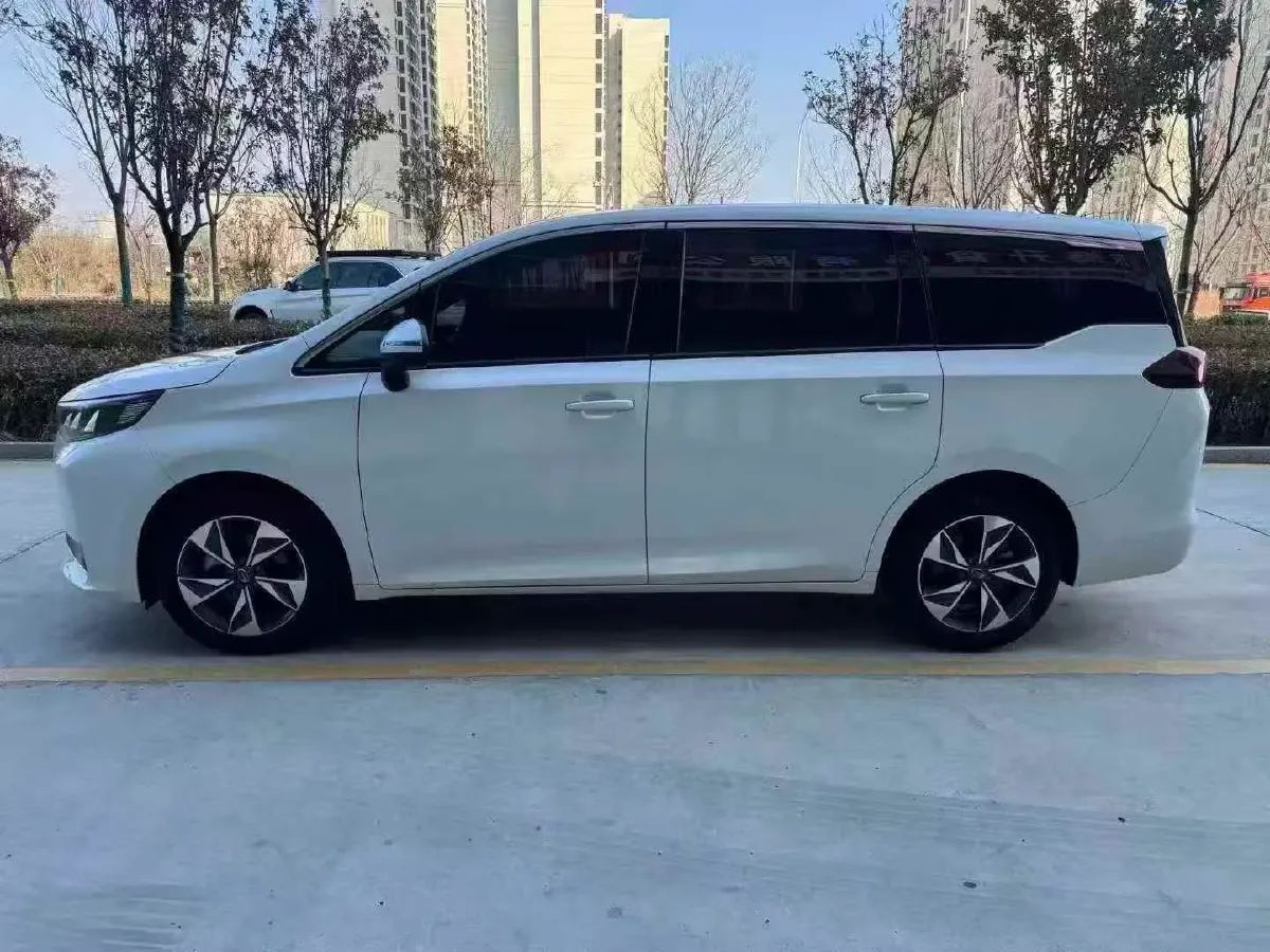 2024 GAC Trumpchi M6 1.5T 177HP L4 7DCT,autocango,china used car exporter,china ev exporter,chinese used car exporter,chinese used ev exporter