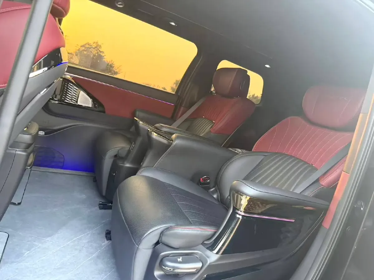 2024 GAC Trumpchi M8 2.0T 252HP L4 8AT,autocango,china used car exporter,china ev exporter,chinese used car exporter,chinese used ev exporter