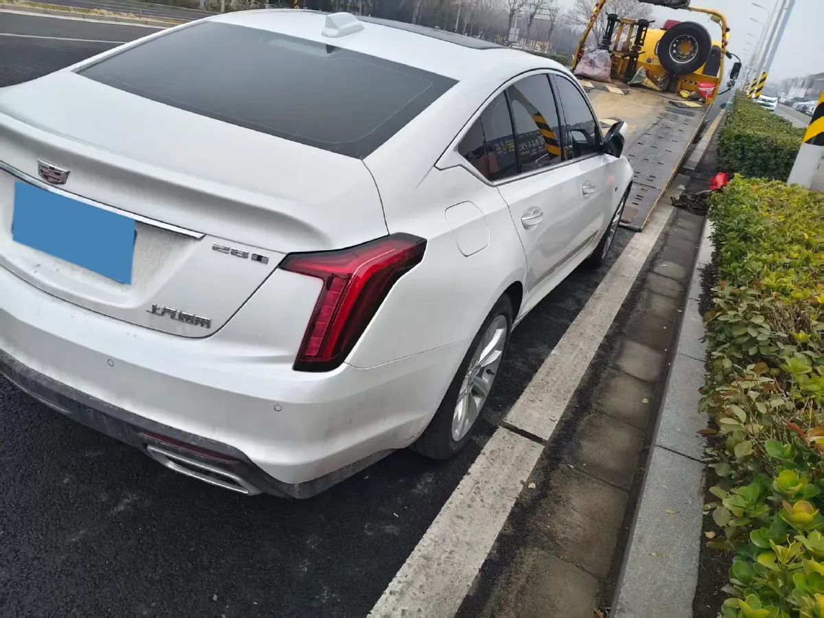 2024 Cadillac CT5 2.0T 237HP L4 10AT,autocango,china used car exporter,china ev exporter,chinese used car exporter,chinese used ev exporter