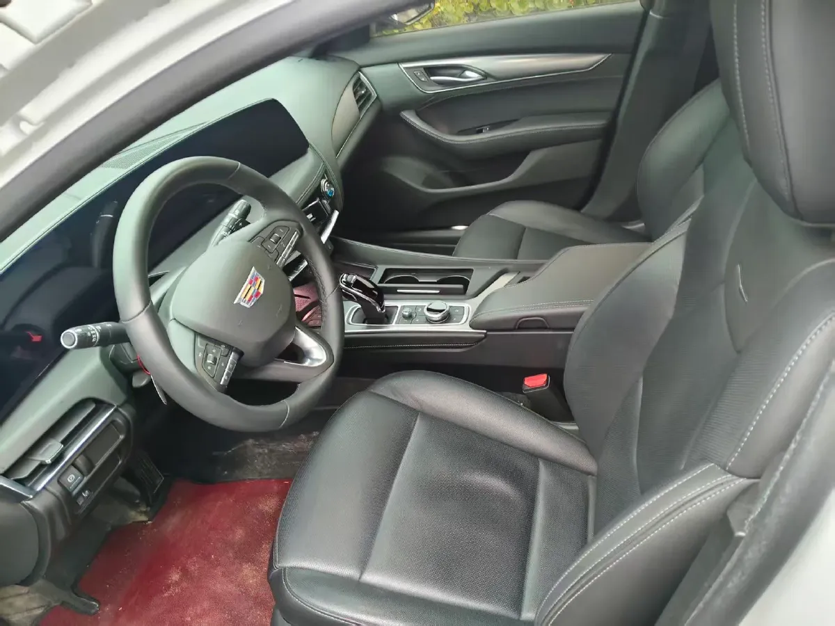 2024 Cadillac CT5 2.0T 237HP L4 10AT,autocango,china used car exporter,china ev exporter,chinese used car exporter,chinese used ev exporter