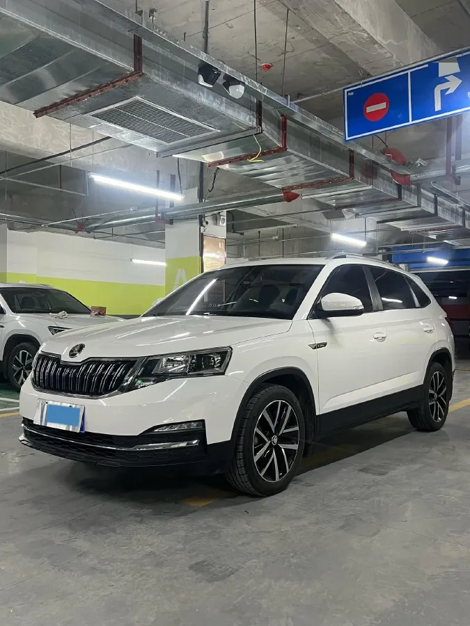 2022 Skoda Kamiq 1.5L 112HP L4 6AT,autocango,china used car exporter,china ev exporter,chinese used car exporter,chinese used ev exporter