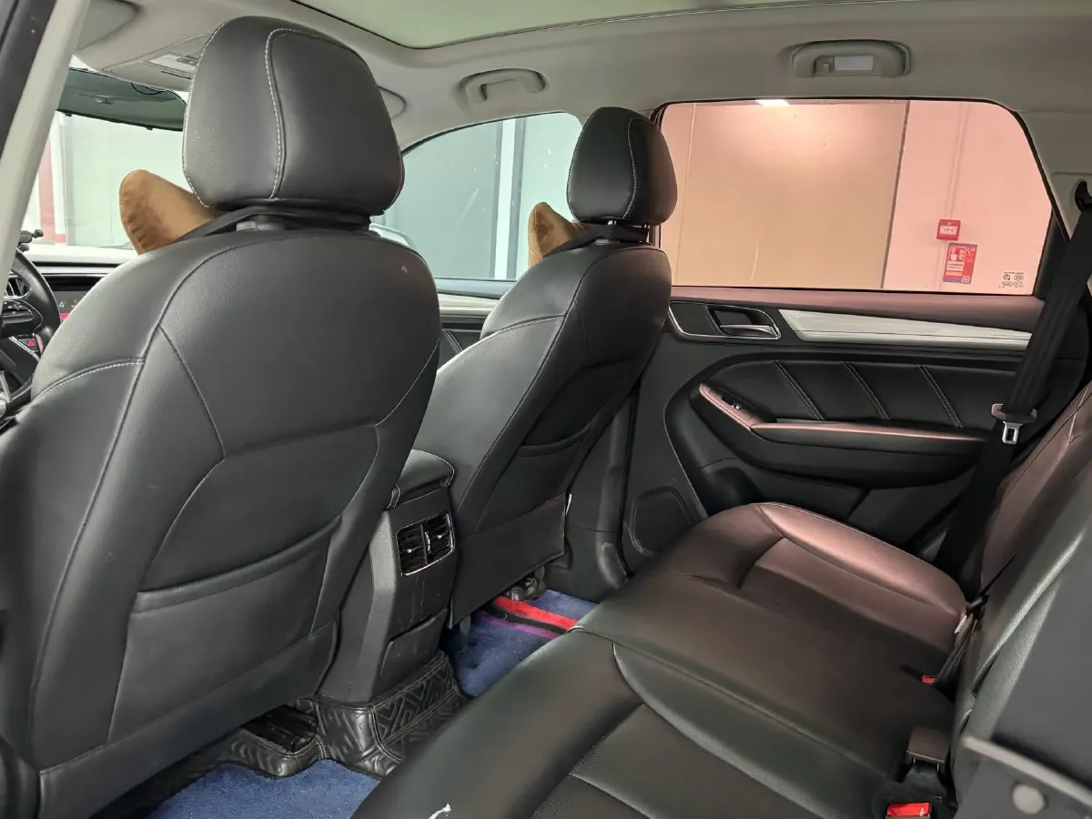 2018 Roewe RX5 1.5T 169HP L4 2AT PHEV 12KWH,autocango,china used car exporter,china ev exporter,chinese used car exporter,chinese used ev exporter