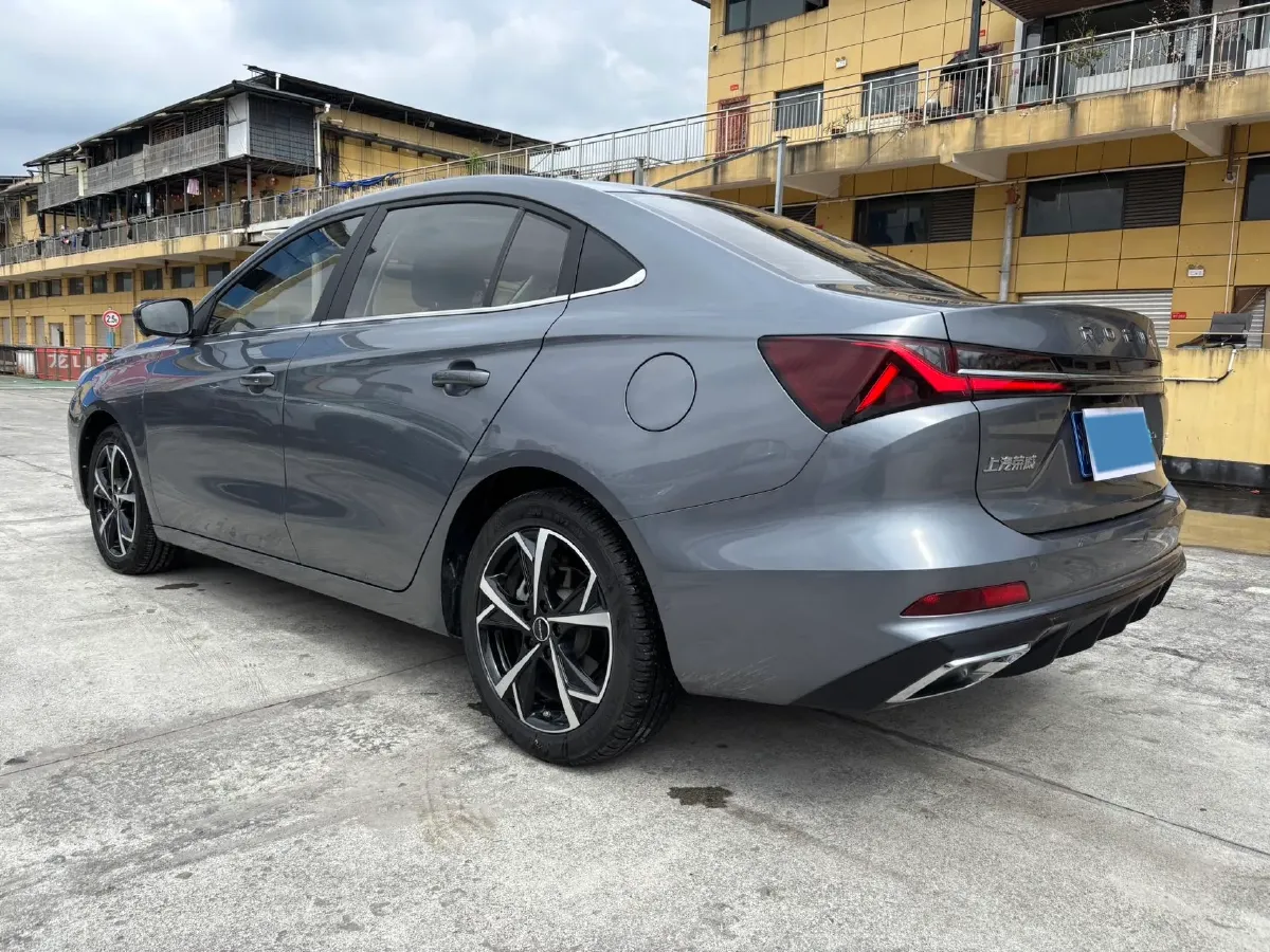 2023 Roewe i5 1.5L 129HP L4 CVT,autocango,china used car exporter,china ev exporter,chinese used car exporter,chinese used ev exporter