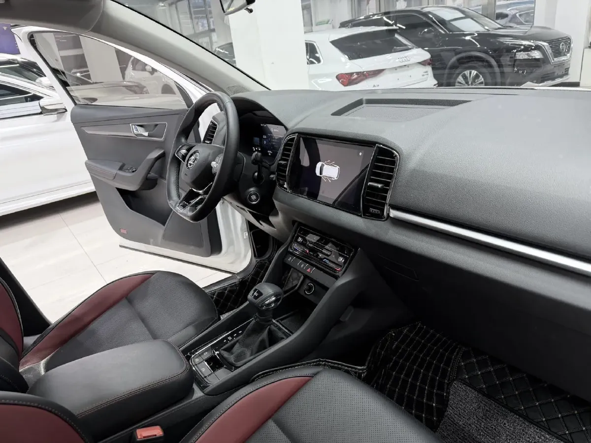 2022 Skoda Karoq 1.4T 150HP L4 7DCT,autocango,china used car exporter,china ev exporter,chinese used car exporter,chinese used ev exporter