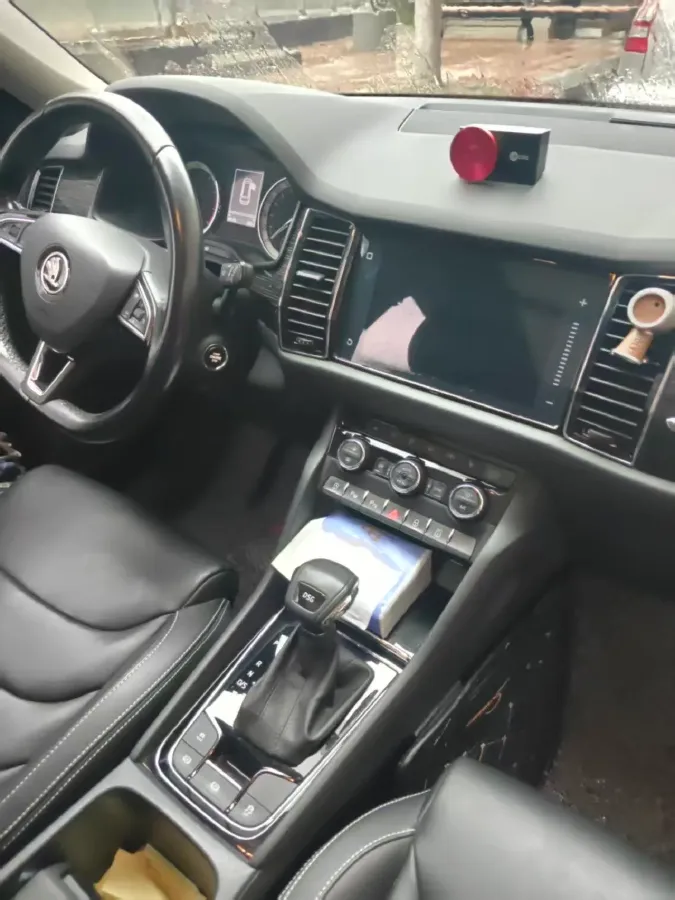 2018 Skoda Kodiak 2.0T 186HP L4 7DCT,autocango,china used car exporter,china ev exporter,chinese used car exporter,chinese used ev exporter