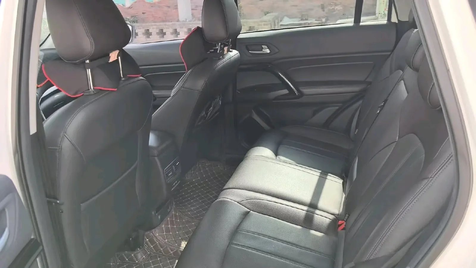 2018 GAC Trumpchi GS4 1.5T 152HP L4 6MT,autocango,china used car exporter,china ev exporter,chinese used car exporter,chinese used ev exporter