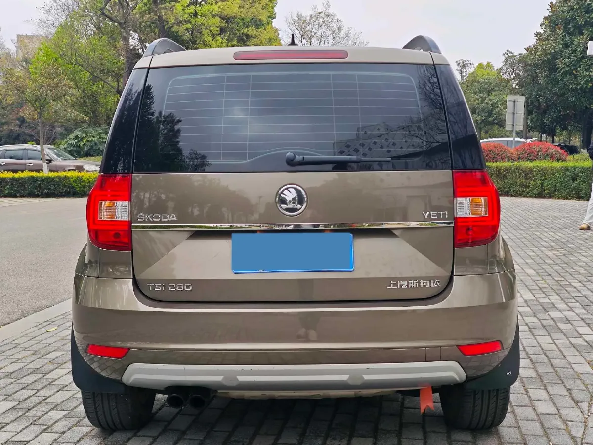 2017 Skoda Yeti 1.4T 150HP L4 7DCT,autocango,china used car exporter,china ev exporter,chinese used car exporter,chinese used ev exporter