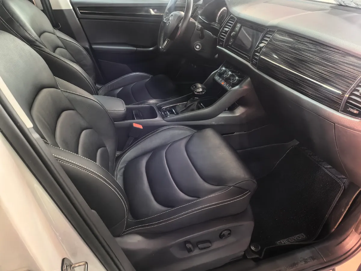 2018 Skoda Kodiak 2.0T 186HP L4 7DCT,autocango,china used car exporter,china ev exporter,chinese used car exporter,chinese used ev exporter