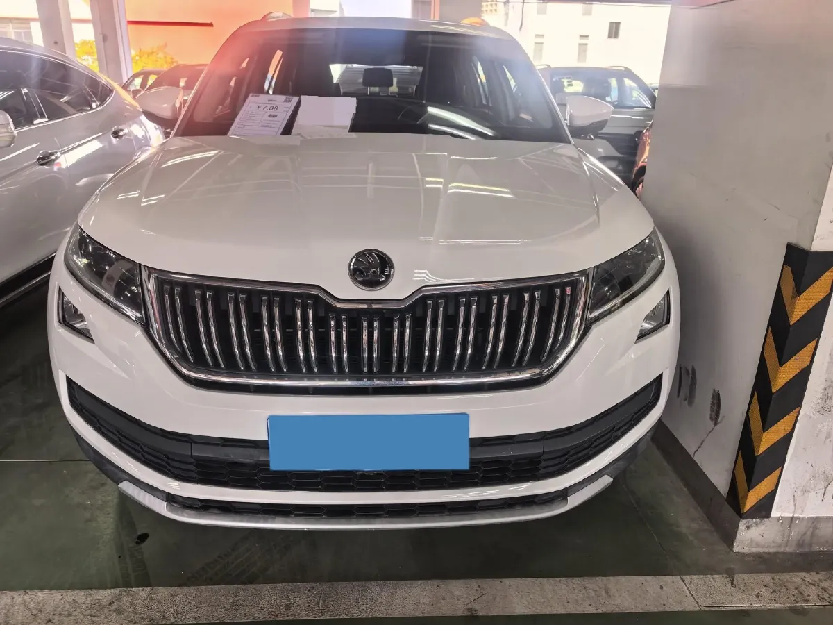 2018 Skoda Kodiak 2.0T 186HP L4 7DCT,autocango,china used car exporter,china ev exporter,chinese used car exporter,chinese used ev exporter