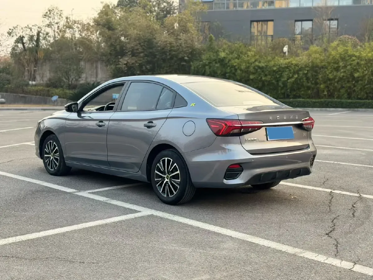2021 Roewe i5 1.5L 120HP L4 5MT,autocango,china used car exporter,china ev exporter,chinese used car exporter,chinese used ev exporter