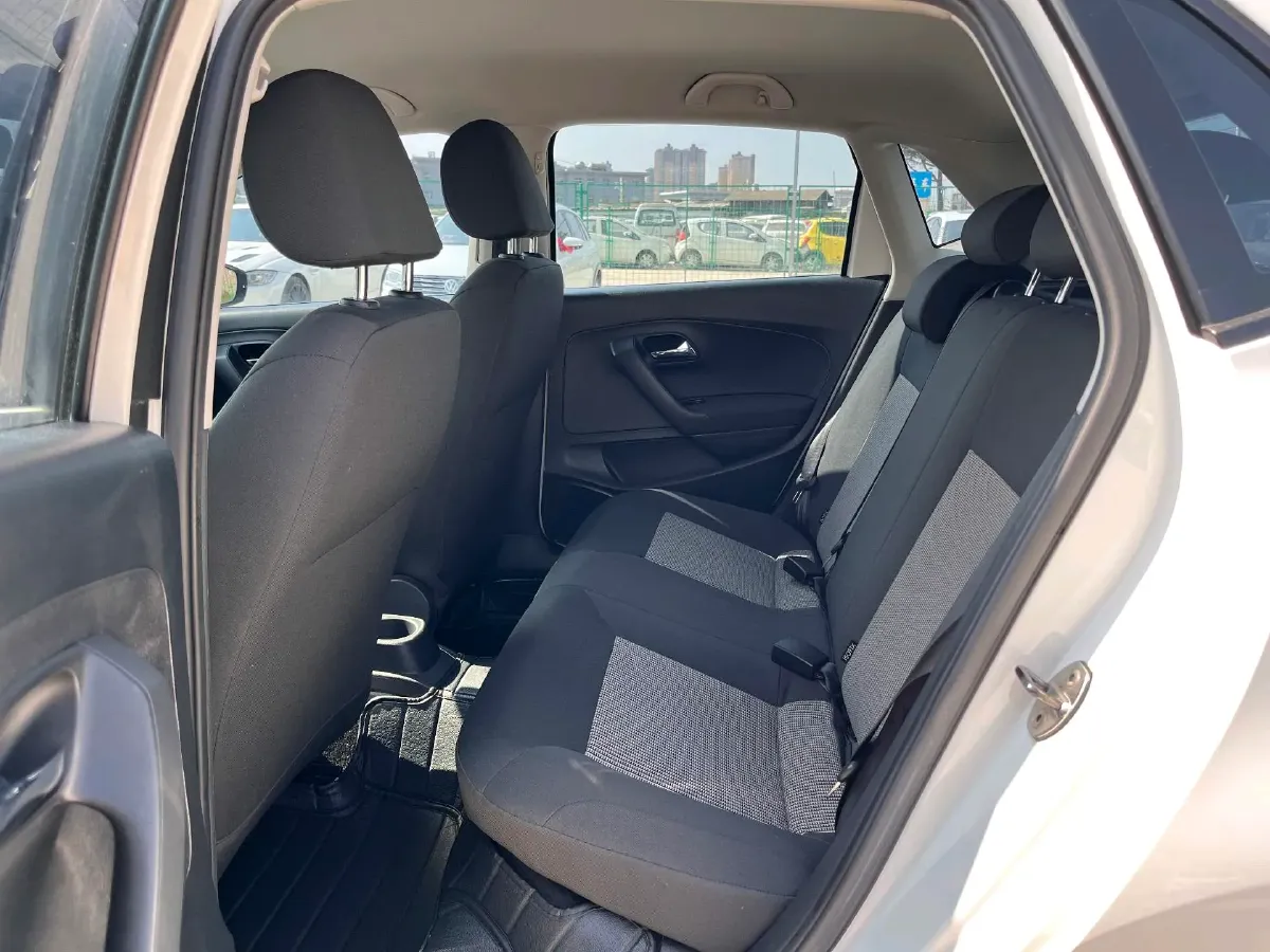 2018 ChangAn Eado 1.6L 128HP L4 5MT,autocango,china used car exporter,china ev exporter,chinese used car exporter,chinese used ev exporter