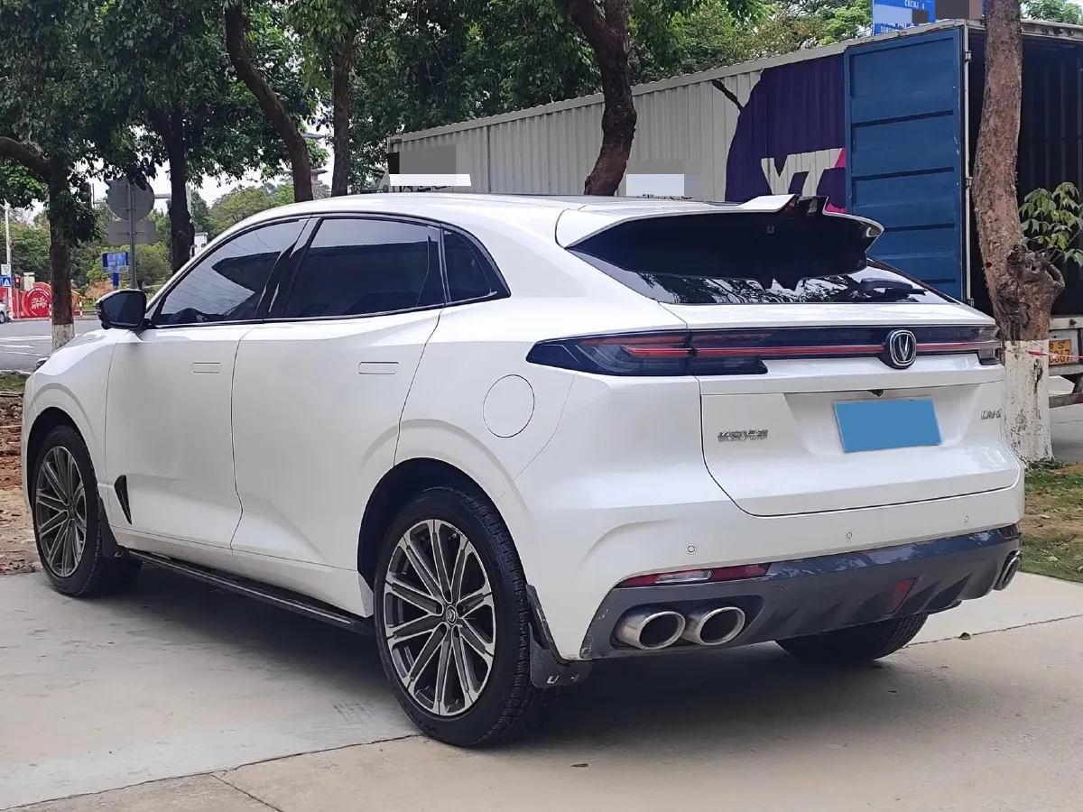 2021 ChangAn UNI-K 2.0T 233HP L4 8AT,autocango,china used car exporter,china ev exporter,chinese used car exporter,chinese used ev exporter