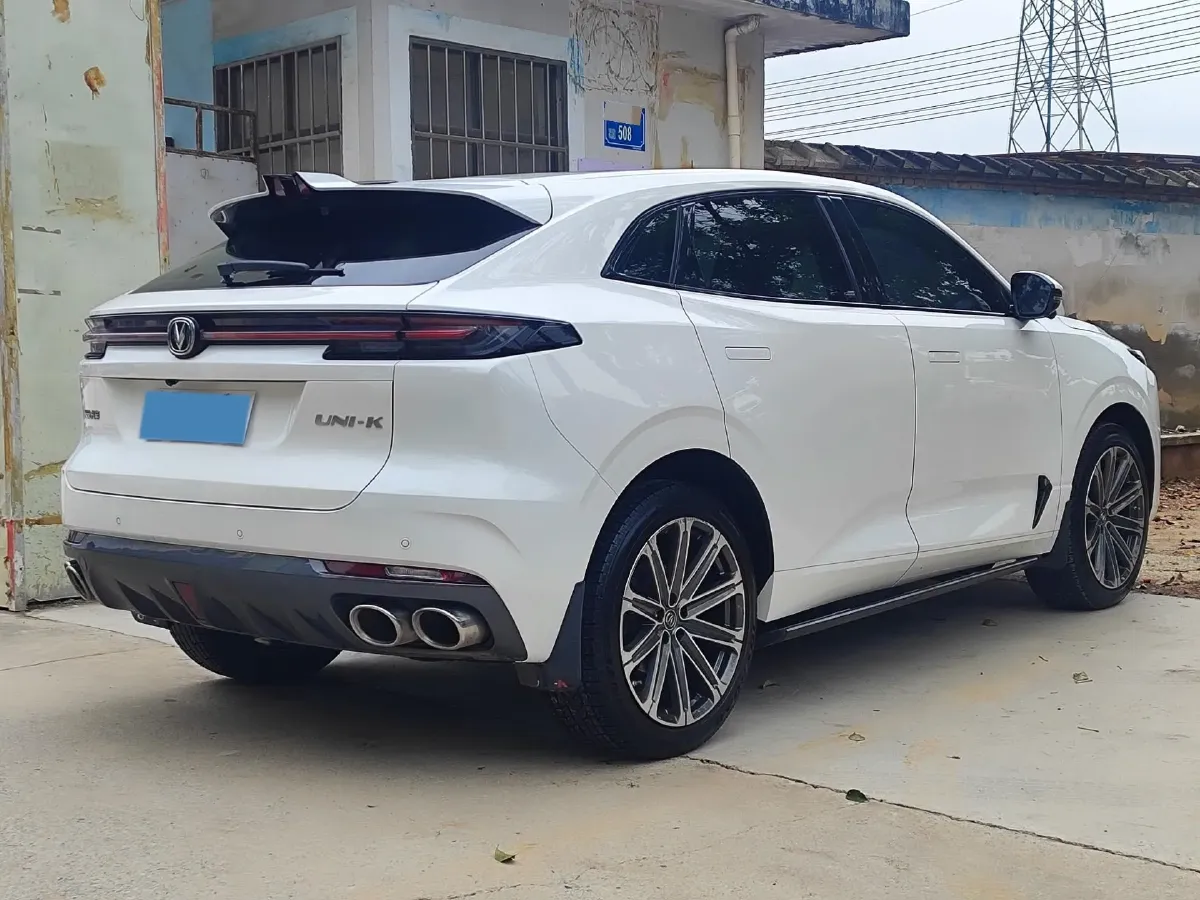 2021 ChangAn UNI-K 2.0T 233HP L4 8AT,autocango,china used car exporter,china ev exporter,chinese used car exporter,chinese used ev exporter