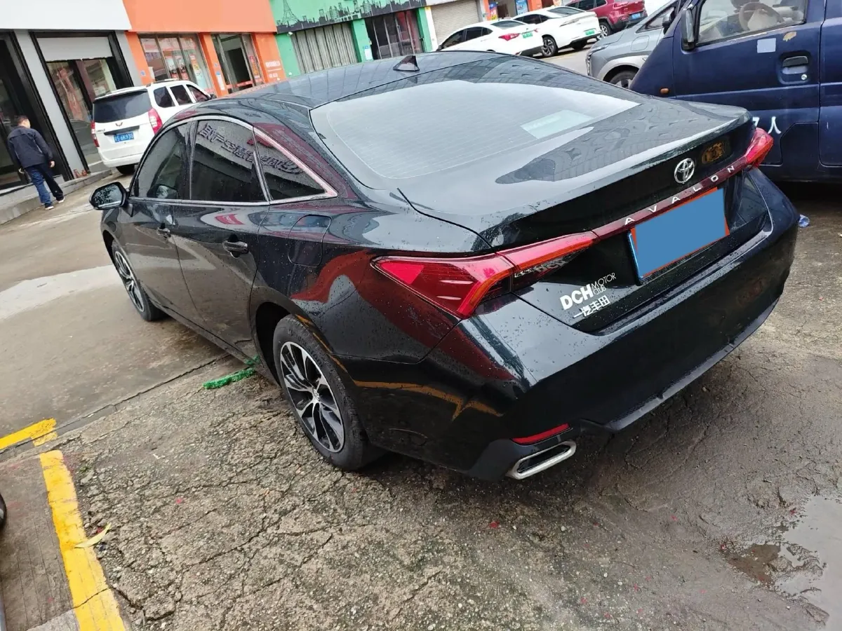 2024 Toyota Avalon 2.0L 173HP L4 CVT,autocango,china used car exporter,china ev exporter,chinese used car exporter,chinese used ev exporter