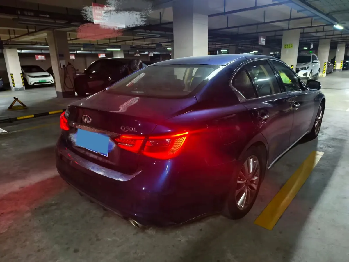 2021 Infiniti Q50L 2.0T 211HP L4 7AT,autocango,china used car exporter,china ev exporter,chinese used car exporter,chinese used ev exporter