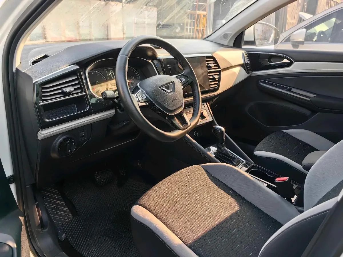 2023 Jetta VS7 1.4T 150HP L4 6AT,autocango,china used car exporter,china ev exporter,chinese used car exporter,chinese used ev exporter