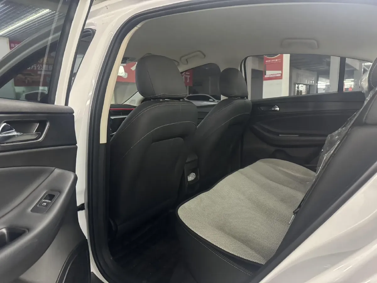 2024 Chery Arrizo 5 1.5L 120HP L4 CVT,autocango,china used car exporter,china ev exporter,chinese used car exporter,chinese used ev exporter