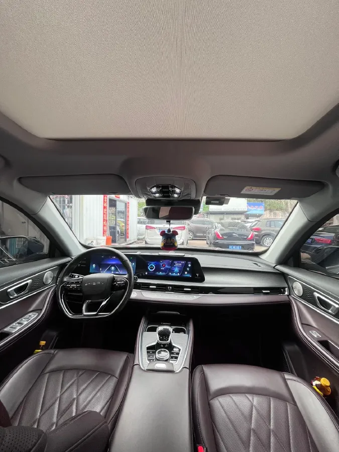 2022 Chery Tiggo 8 PRO 1.6T 197HP L4 7DCT,autocango,china used car exporter,china ev exporter,chinese used car exporter,chinese used ev exporter