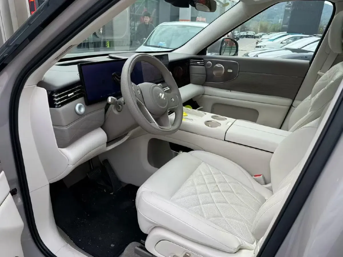 2026 IM LS9 REEV 155HP REEV,autocango,china used car exporter,china ev exporter,chinese used car exporter,chinese used ev exporter