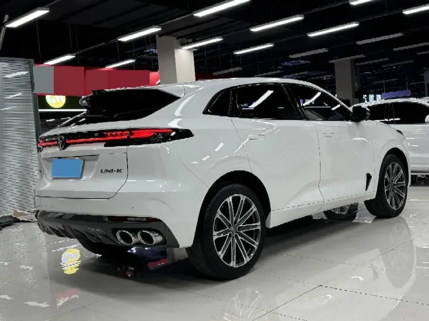 2021 ChangAn UNI-K 2.0T 233HP L4 8AT,autocango,china used car exporter,china ev exporter,chinese used car exporter,chinese used ev exporter