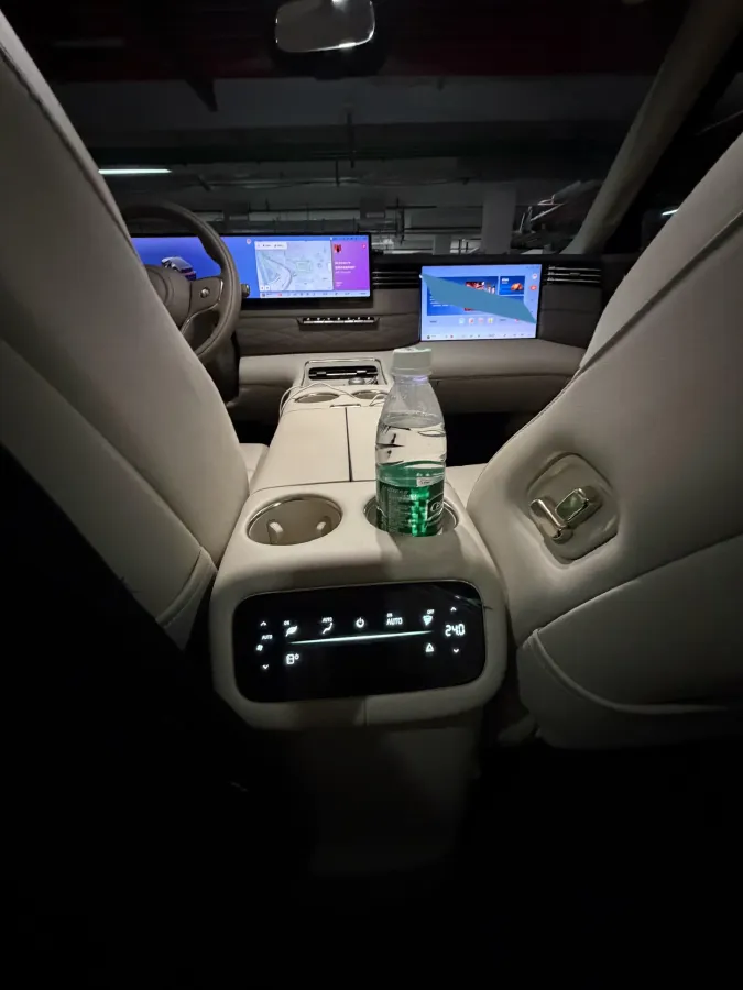 2026 IM LS9 REEV 155HP REEV,autocango,china used car exporter,china ev exporter,chinese used car exporter,chinese used ev exporter