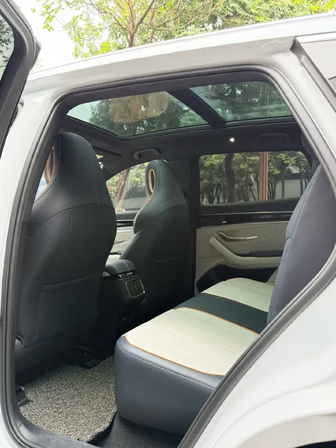 2021 Geely JiaJi 1.5T 177HP L3 7DCT PHEV 11.3KWH,autocango,china used car exporter,china ev exporter,chinese used car exporter,chinese used ev exporter