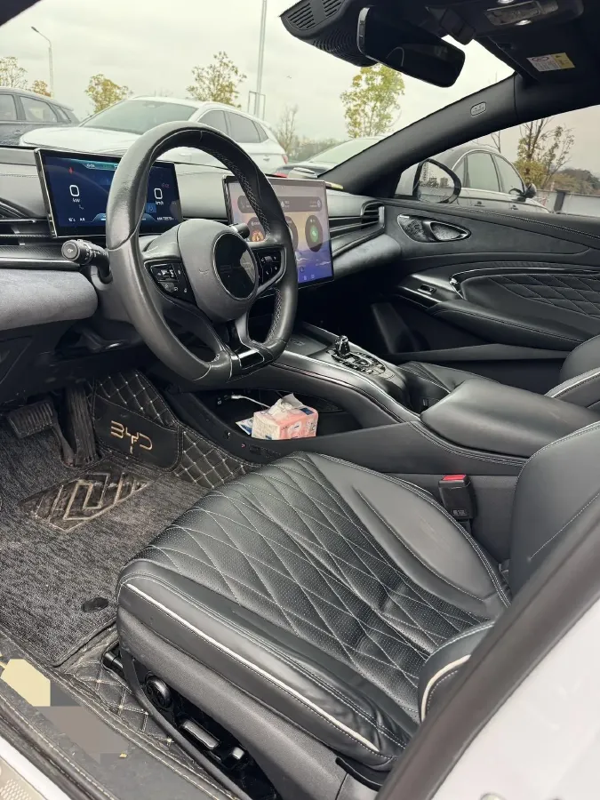 2022 AITO AITO M5 Range Extended 125HP REEV 40KWH,autocango,china used car exporter,china ev exporter,chinese used car exporter,chinese used ev exporter