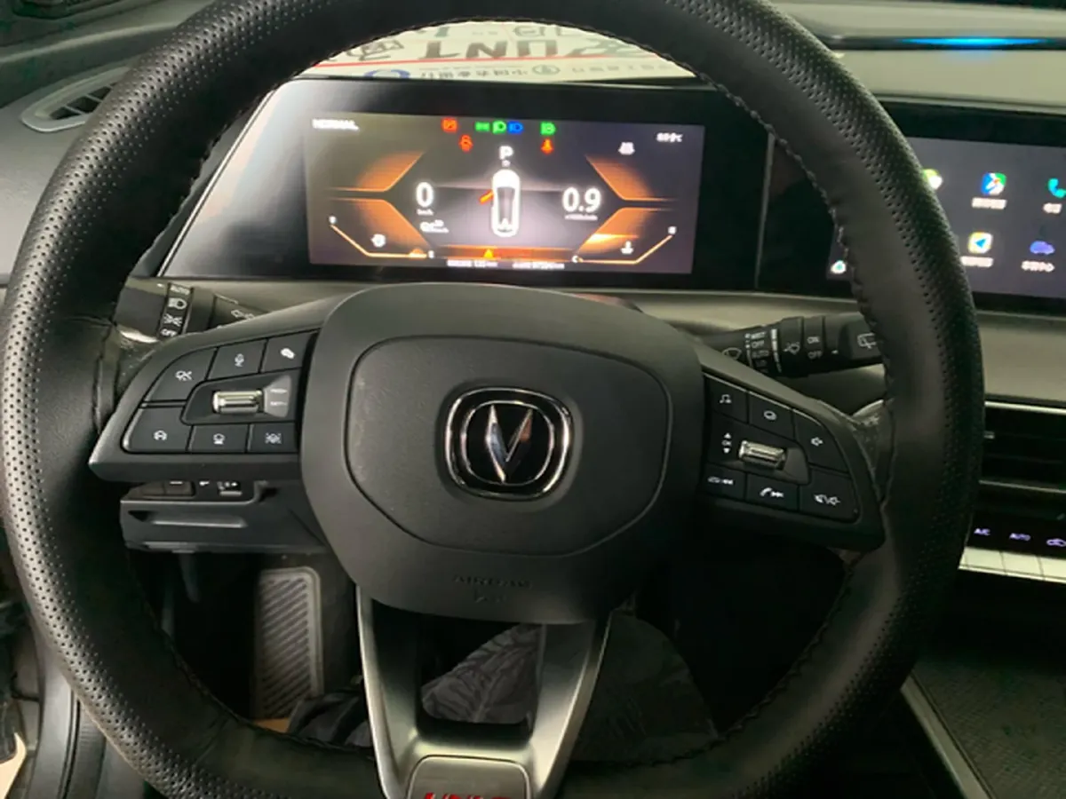 2020 ChangAn UNI-T 1.5T 180HP L4 7DCT,autocango,china used car exporter,china ev exporter,chinese used car exporter,chinese used ev exporter