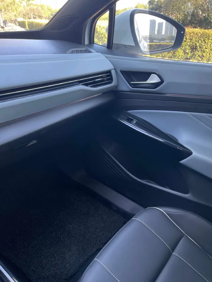 2023 Volkswagen ID.4 X BEV 52.8KWH,autocango,china used car exporter,china ev exporter,chinese used car exporter,chinese used ev exporter