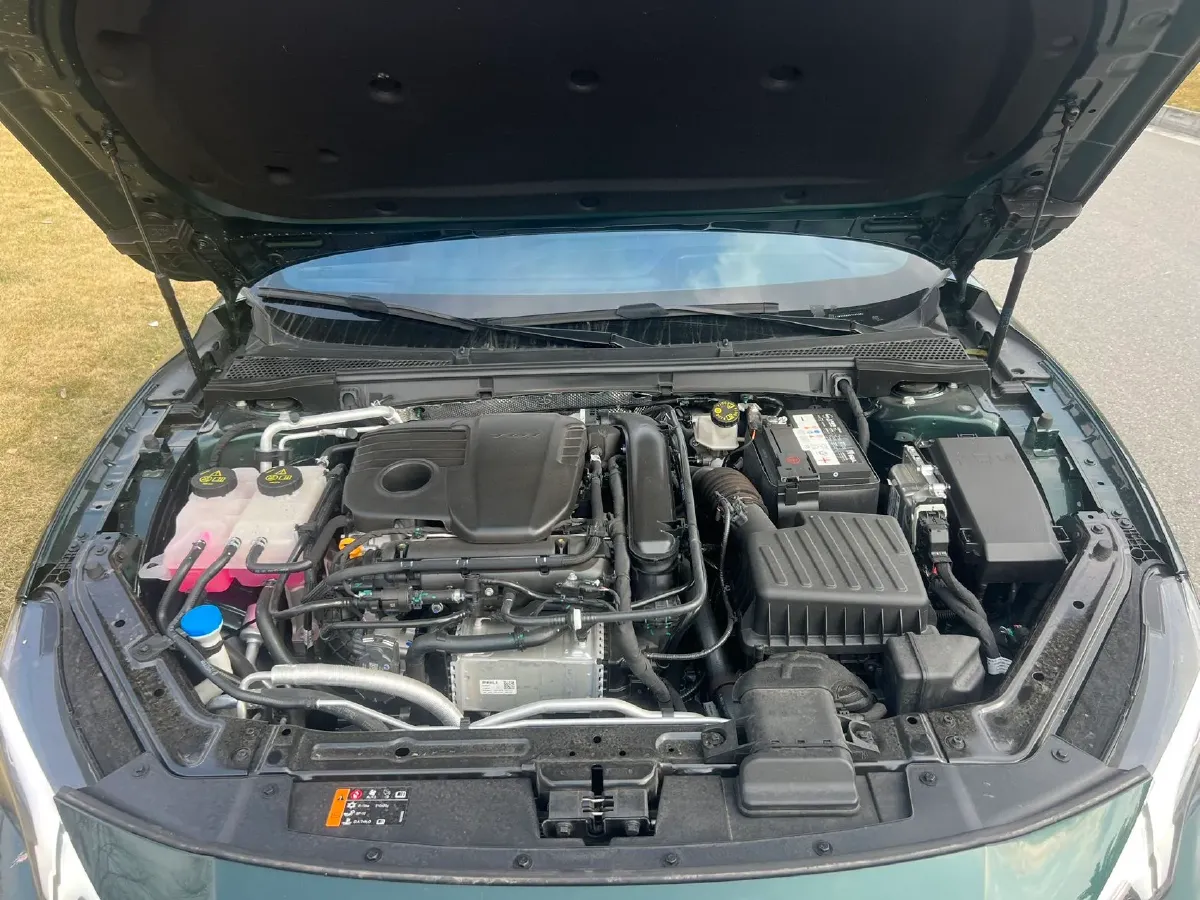 2025 MG 7 1.5T 188HP L4 7DCT,autocango,china used car exporter,china ev exporter,chinese used car exporter,chinese used ev exporter