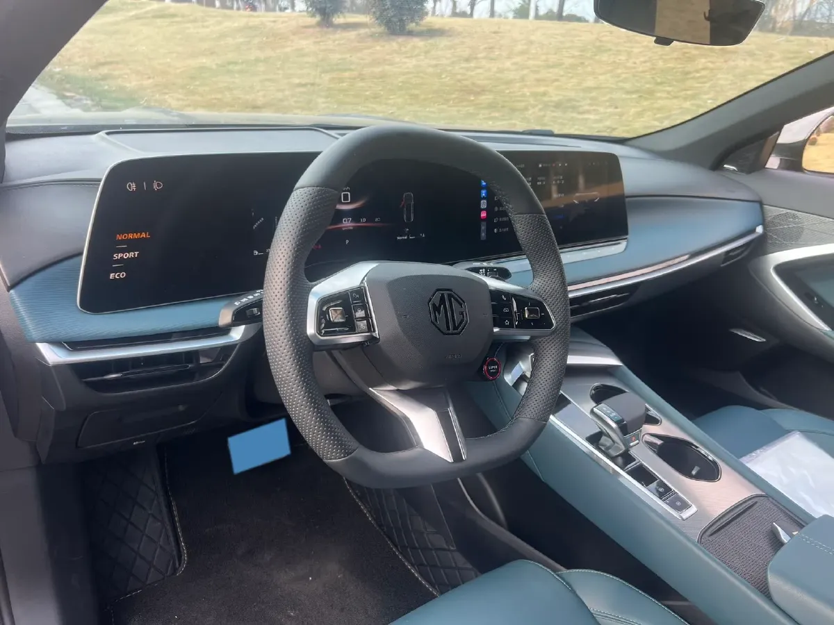 2025 MG 7 1.5T 188HP L4 7DCT,autocango,china used car exporter,china ev exporter,chinese used car exporter,chinese used ev exporter