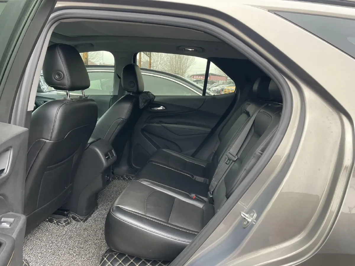 2018 Chevrolet Equinox 1.5T 180HP L4 6AT,autocango,china used car exporter,china ev exporter,chinese used car exporter,chinese used ev exporter