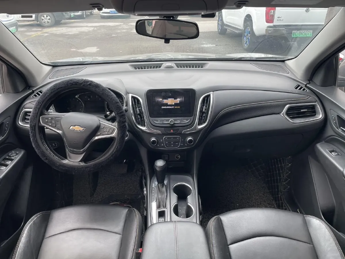 2018 Chevrolet Equinox 1.5T 180HP L4 6AT,autocango,china used car exporter,china ev exporter,chinese used car exporter,chinese used ev exporter