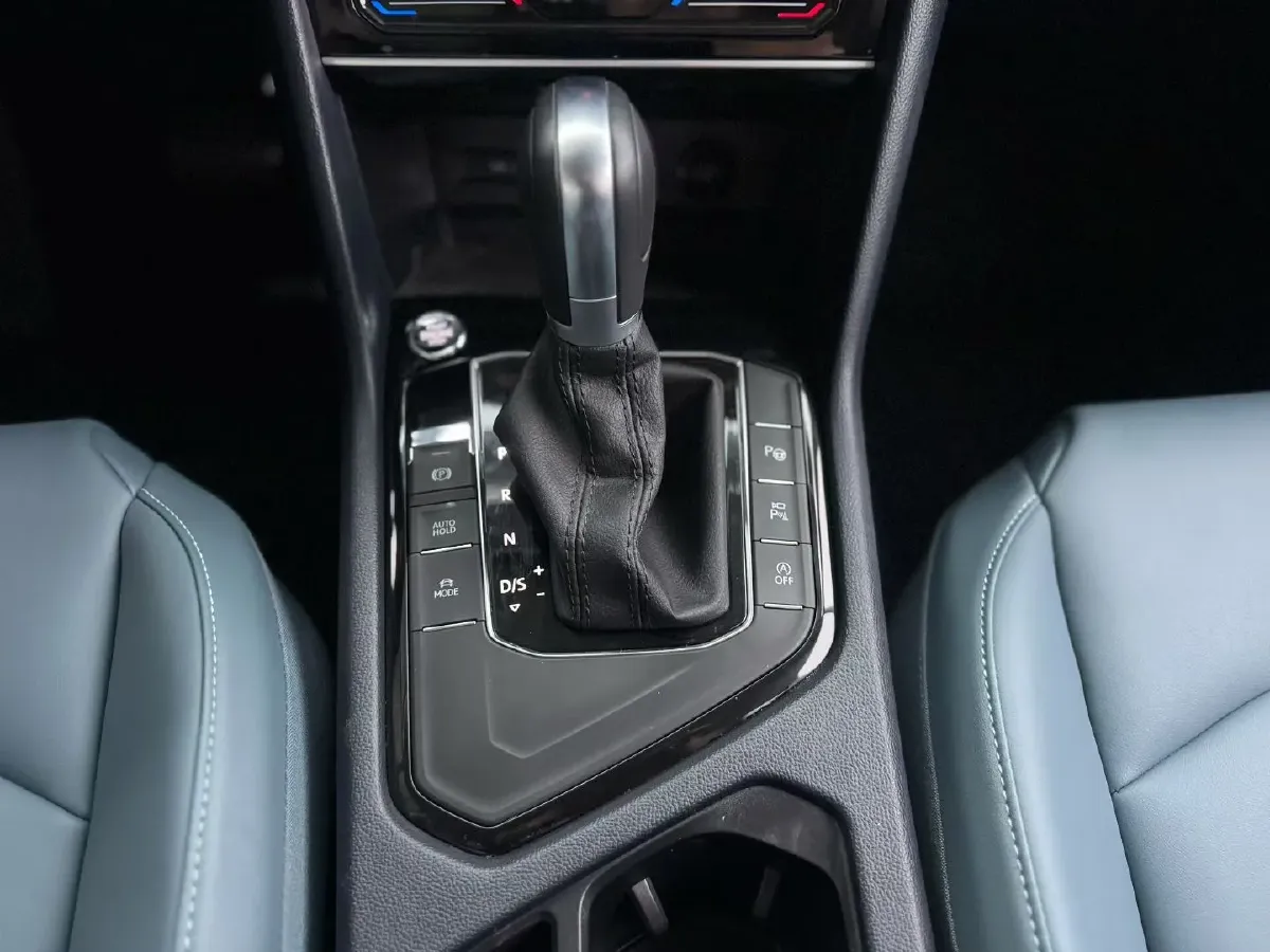 2024 Volkswagen Tharu 1.5T 160HP L4 7DCT,autocango,china used car exporter,china ev exporter,chinese used car exporter,chinese used ev exporter