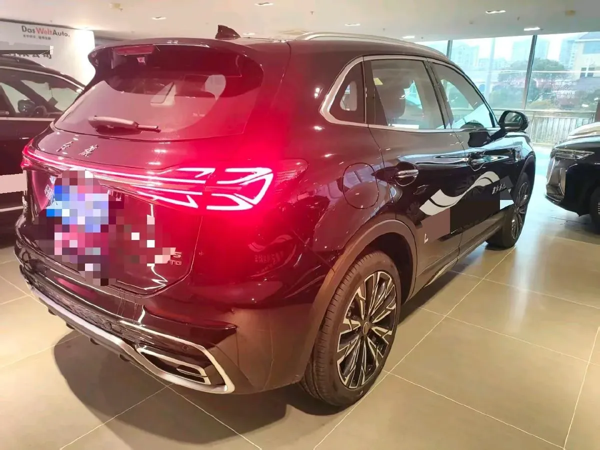 2025 HongQi HS5 2.0T 252HP L4 8AT,autocango,china used car exporter,china ev exporter,chinese used car exporter,chinese used ev exporter