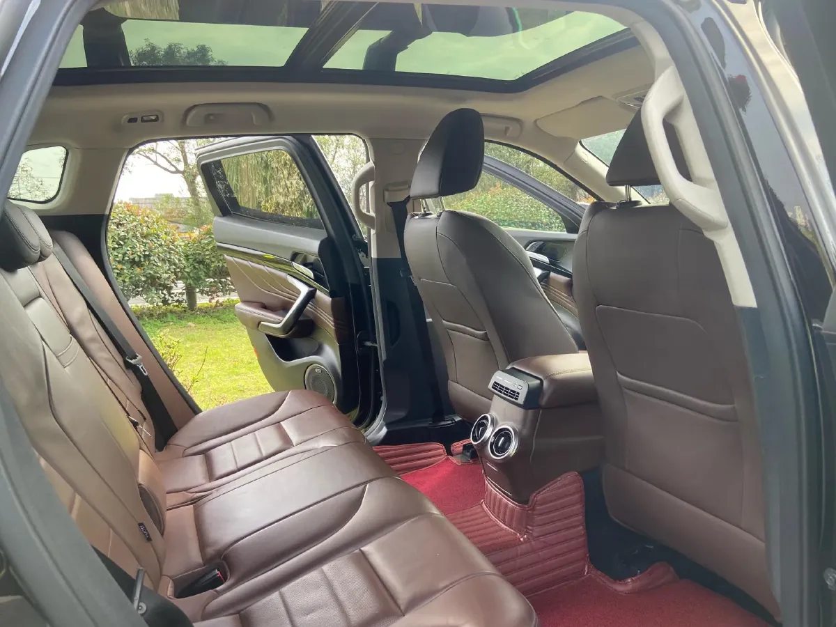 2017 WEY VV7 2.0T 234HP L4 7DCT,autocango,china used car exporter,china ev exporter,chinese used car exporter,chinese used ev exporter