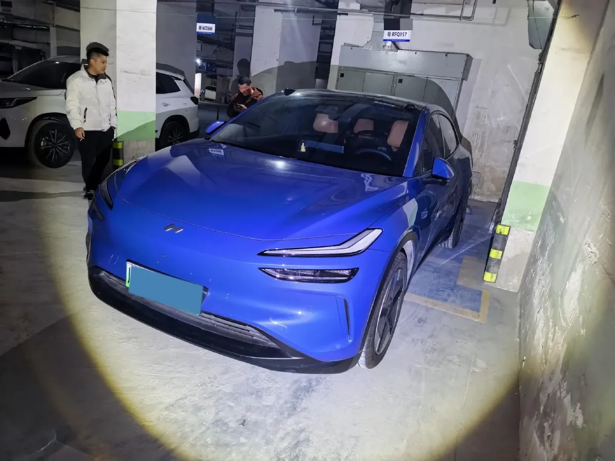 2024 ONVO L60 BEV 60KWH,autocango,china used car exporter,china ev exporter,chinese used car exporter,chinese used ev exporter