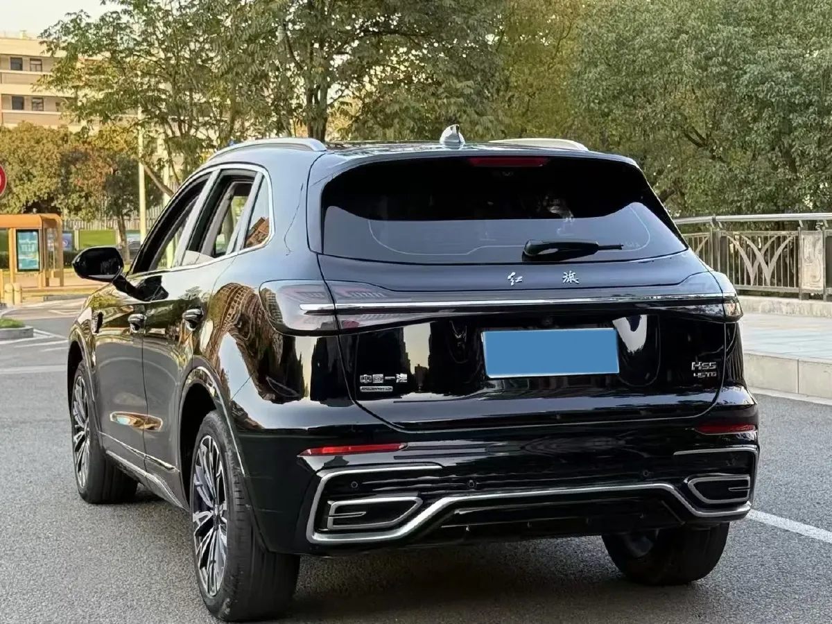 2023 HongQi HS5 2.0T 252HP L4 8AT,autocango,china used car exporter,china ev exporter,chinese used car exporter,chinese used ev exporter