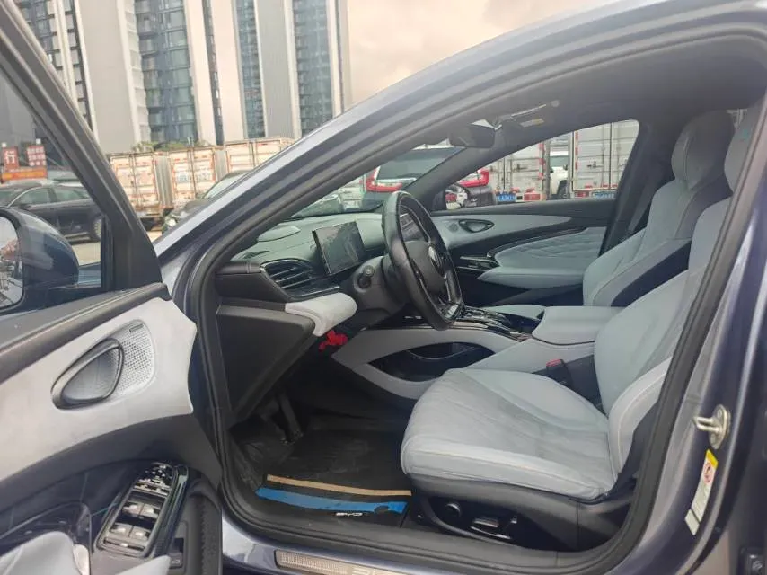 2022 AITO AITO M5 Range Extended 125HP REEV 40KWH,autocango,china used car exporter,china ev exporter,chinese used car exporter,chinese used ev exporter