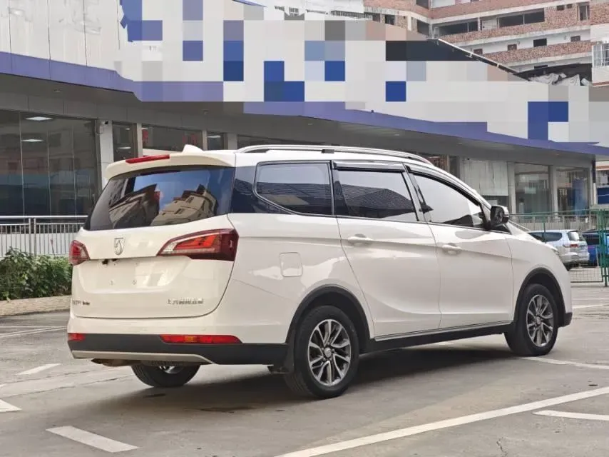 2019 BaoJun 730 1.5T 150HP L4 6MT,autocango,china used car exporter,china ev exporter,chinese used car exporter,chinese used ev exporter