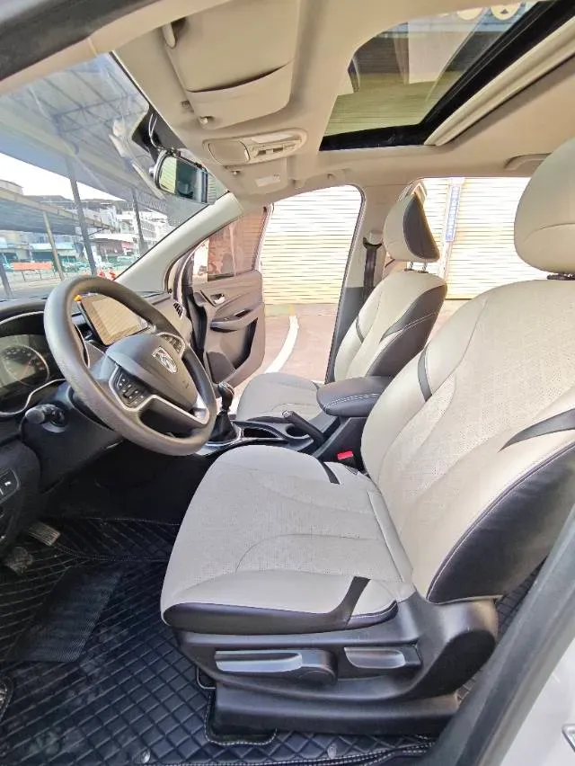 2019 BaoJun 730 1.5T 150HP L4 6MT,autocango,china used car exporter,china ev exporter,chinese used car exporter,chinese used ev exporter